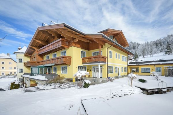 Hotel-Garni Haus am Hammerrain in Top-Lage in Flachau