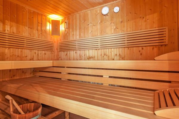 Gesund schwitzen in der Finnischen Sauna