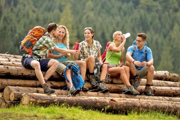 Gemeinsame Wanderung auf die Gipfel rund um Flachau
